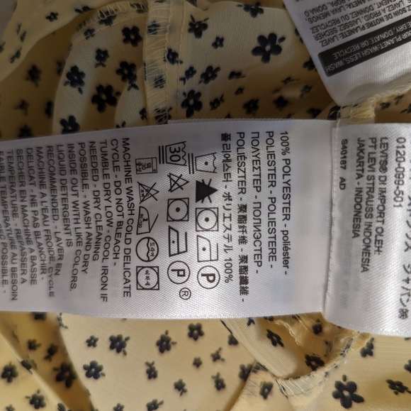 Levi's yellow flower blouse - Picture 3 of 4